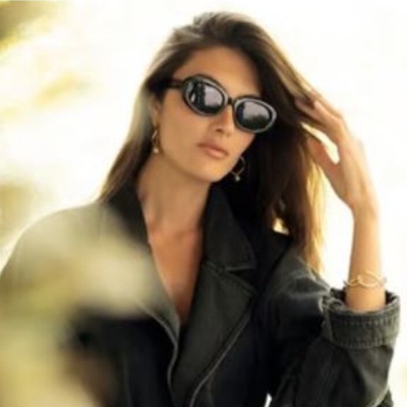 New! Rachel Zoe Penelope Sunglasses Oval Silhouette Croc-Embossed Case Black - Picture 4 of 11